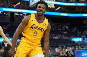 湖人VS快船首发：布朗尼&amp;克内克特&amp;克里斯蒂&amp;乔丹-米勒在列