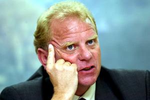 开云体育平台在哪里注册-国足队史唯一一次！体坛：霍顿下课有十五六名国脚站出来公开反对